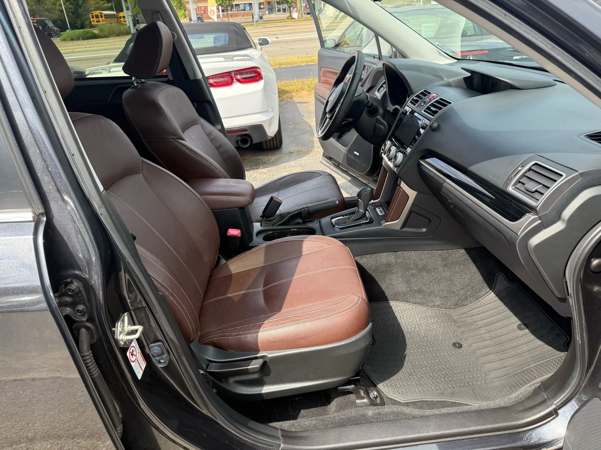 Used 2017 Subaru Forester 2.5i Touring image 22