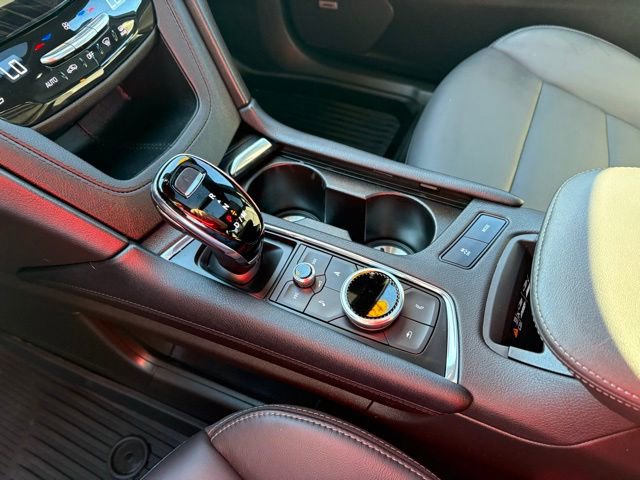 Used 2024 Cadillac XT6 Premium Luxury w/ Technology Package image 21