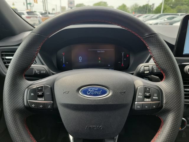 Used 2025 Ford Escape ST-Line AWD/4WD image 21