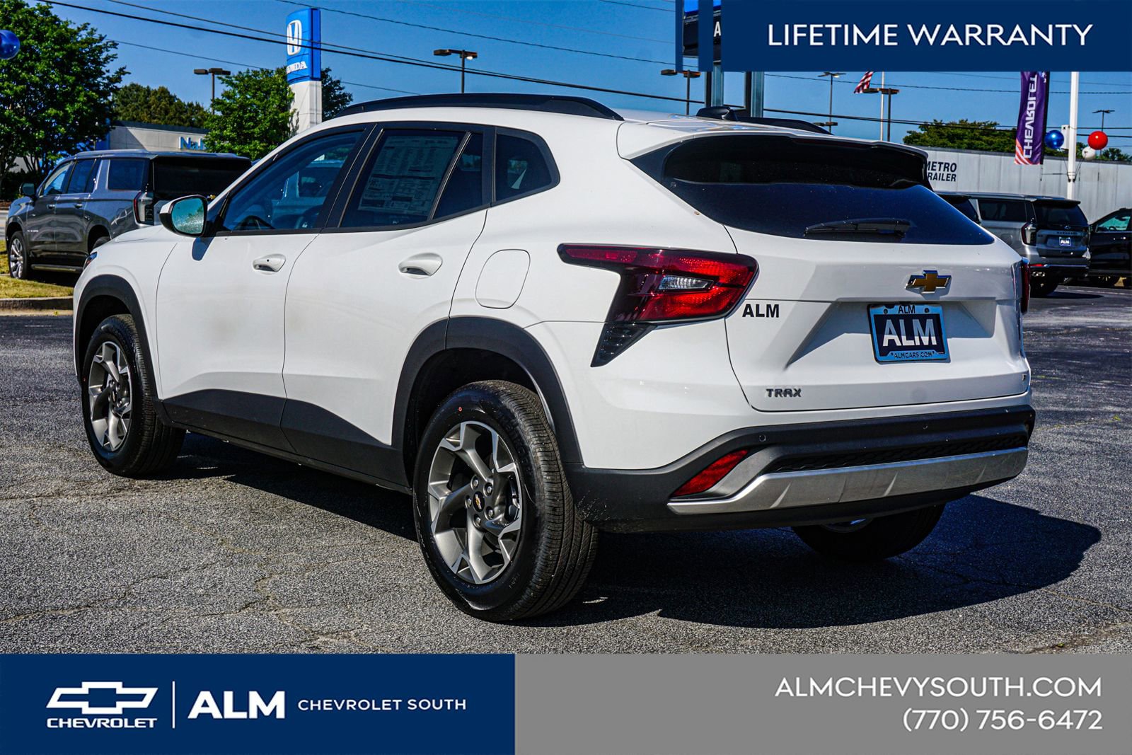 New 2026 Chevrolet Trax LT w/ Driver Confidence Package FWD image 8