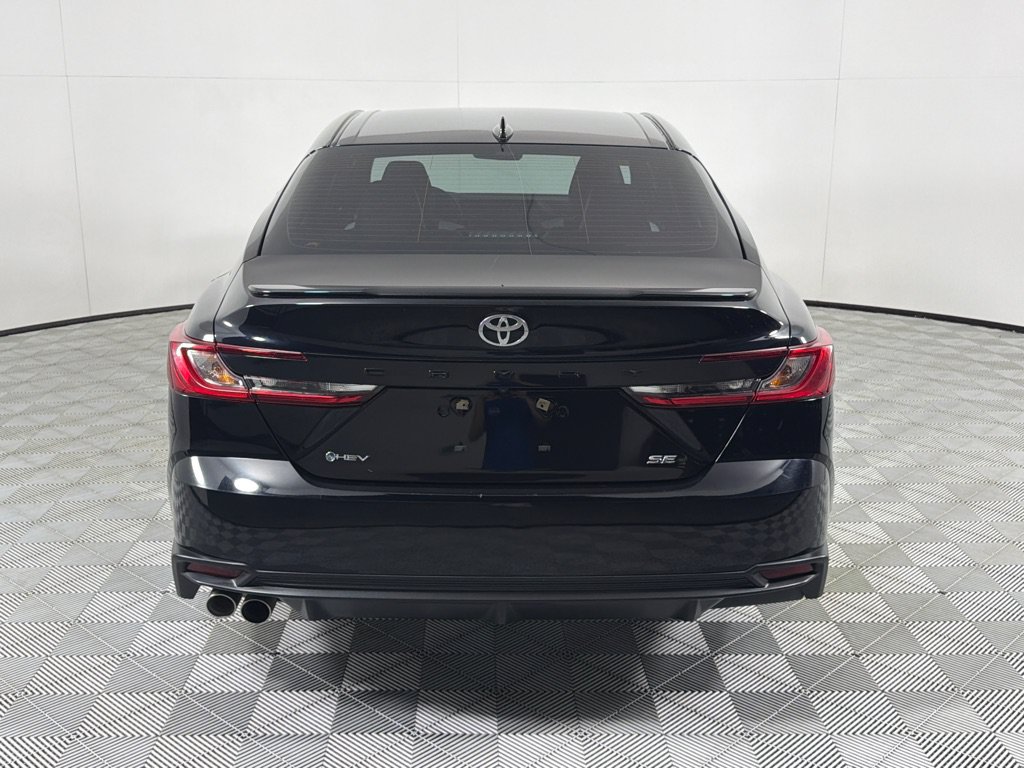 Used 2025 Toyota Camry SE w/ Convenience Package FWD image 6