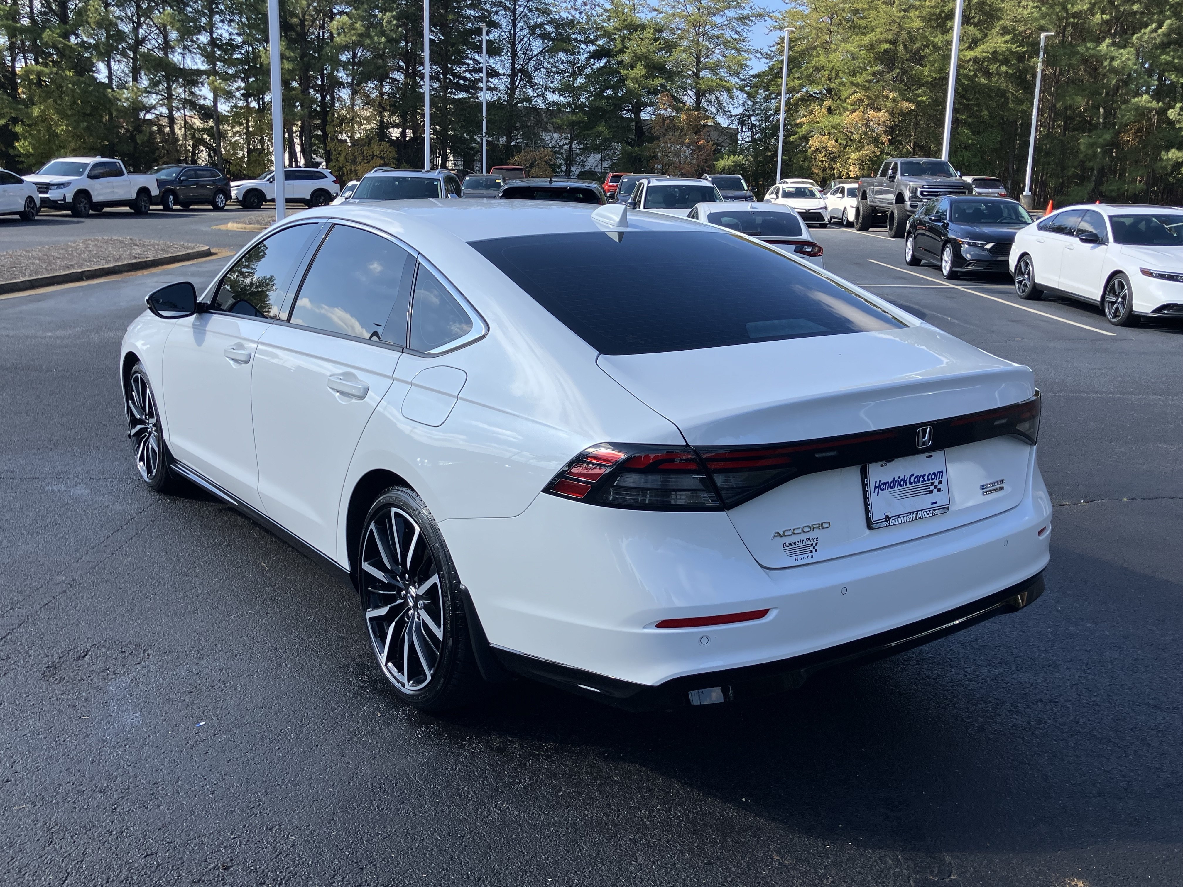 Used 2025 Honda Accord Touring image 8