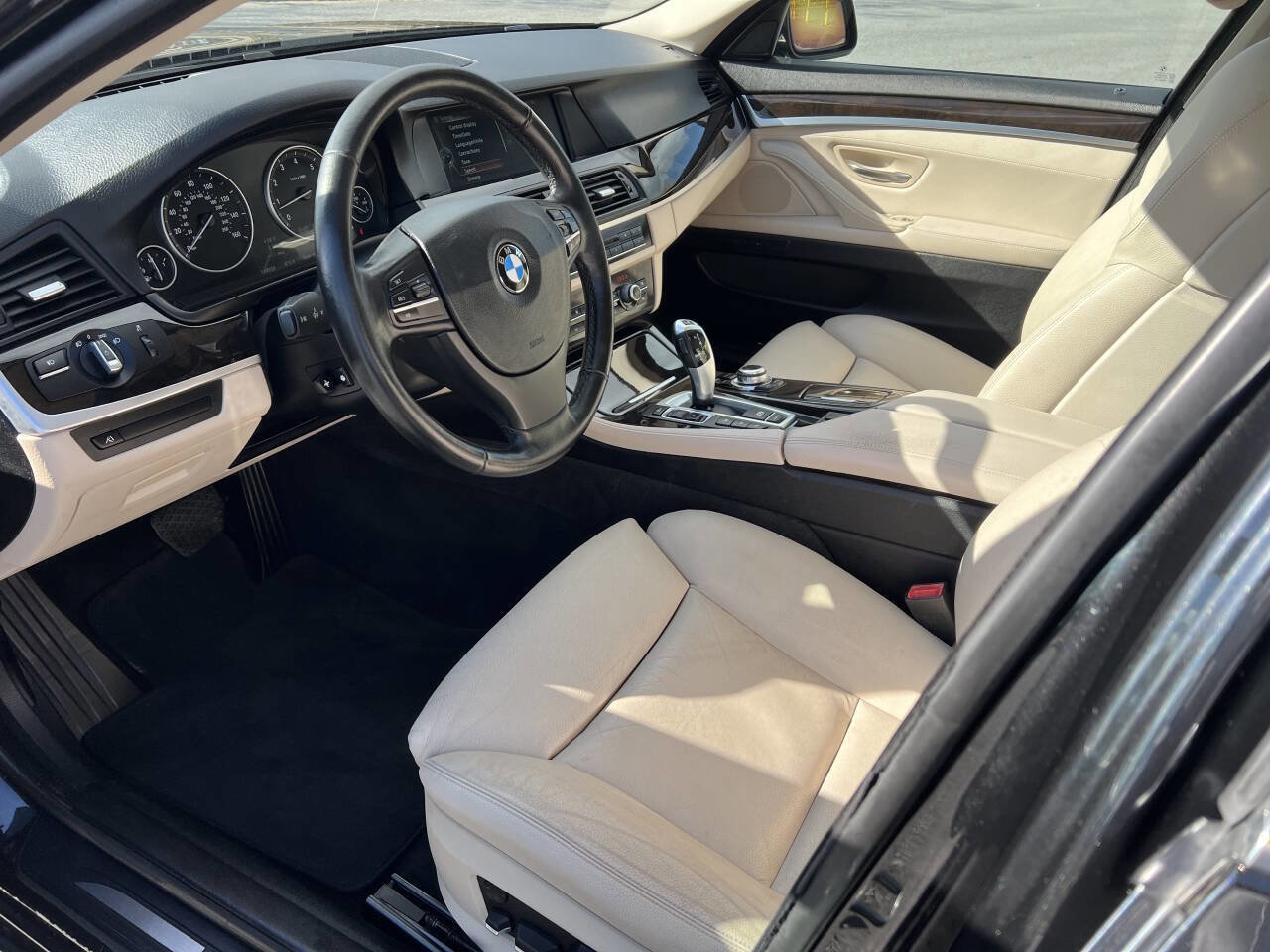 Used 2013 BMW 528i xDrive 528i xDrive AWD 4dr Sedan image 8