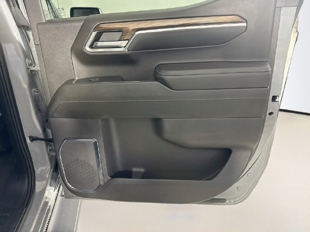 Used 2024 Chevrolet Silverado 1500 RST w/ Convenience Package II AWD/4WD image 27