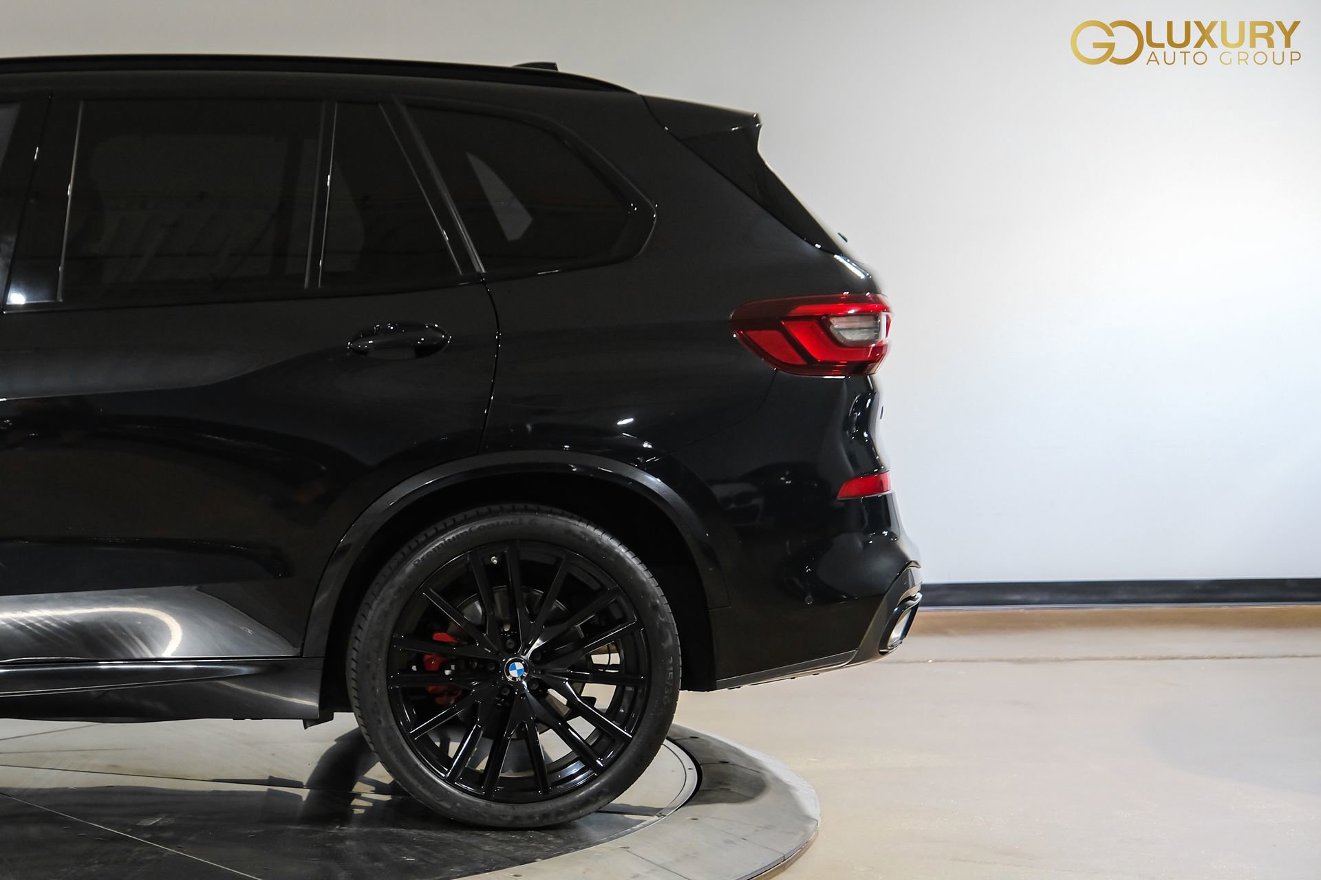 Used 2023 BMW X5 sDrive40i w/ Executive Package image 15