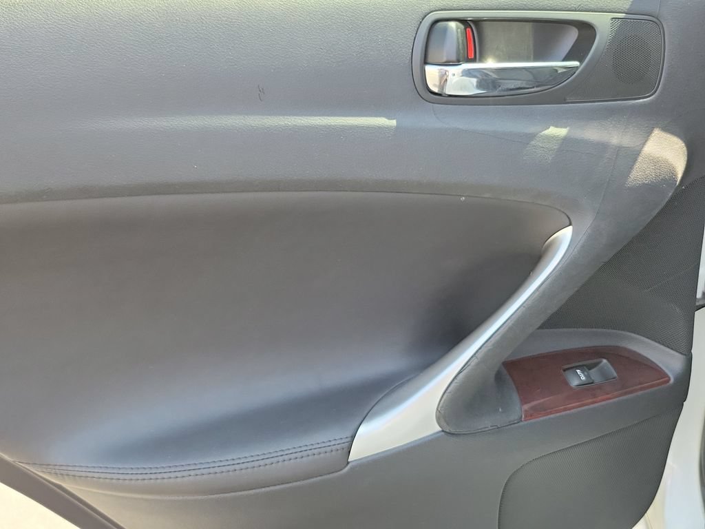 Used 2007 Lexus IS 250 RWD image 15
