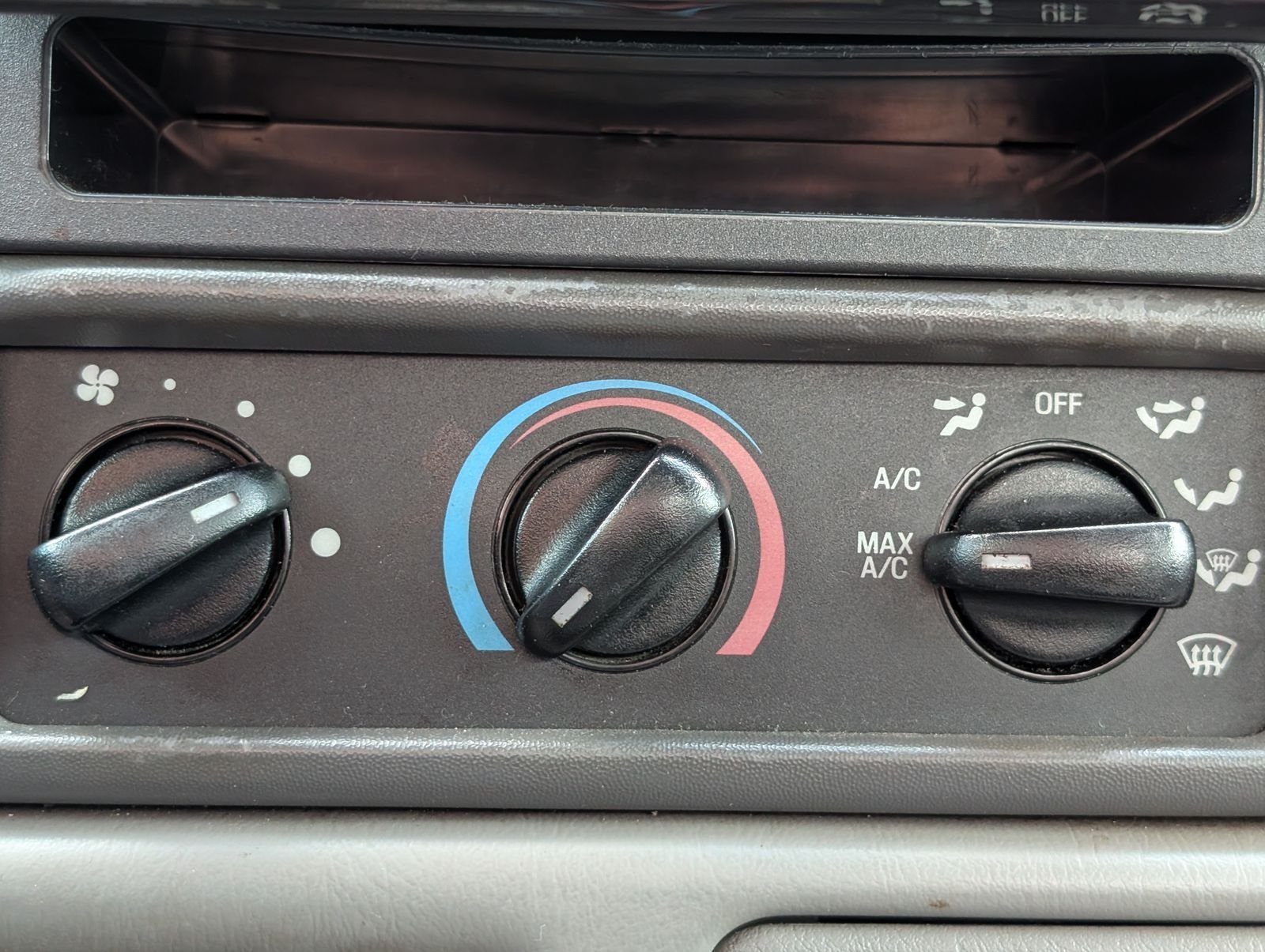 Used 1999 Ford F250 XL AWD/4WD image 18