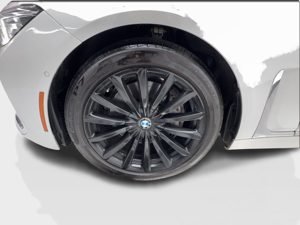 Used 2022 BMW 740i xDrive w/ Premium Package AWD/4WD image 13