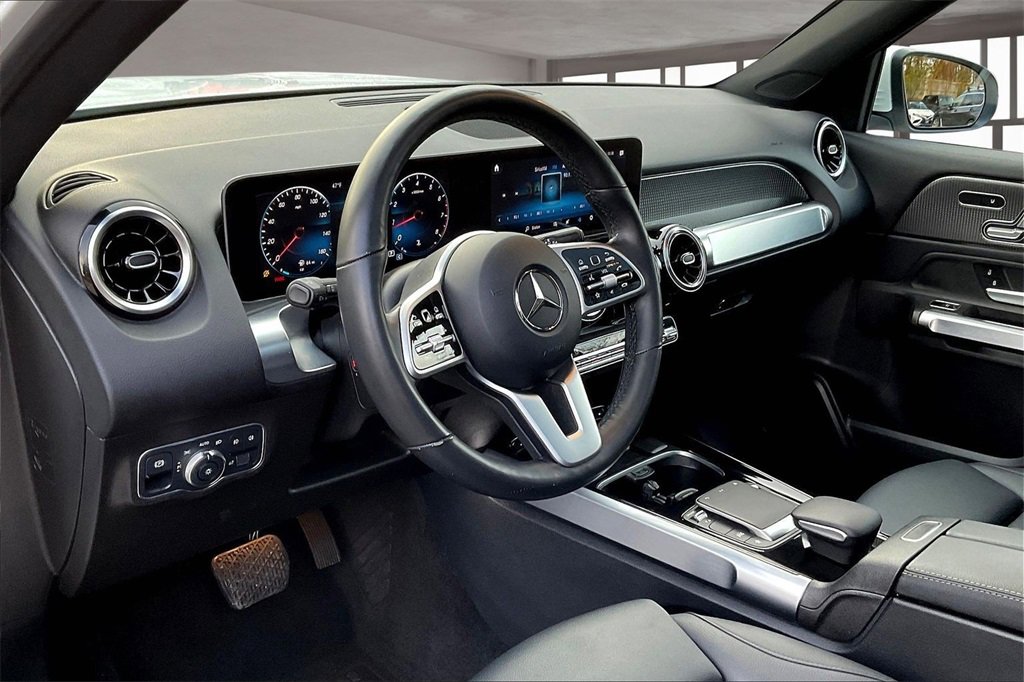 Used 2021 Mercedes-Benz GLB 250 GLB 250 image 16