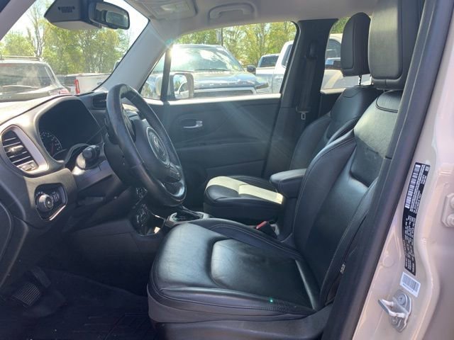 Used 2016 Jeep Renegade Limited AWD/4WD image 22