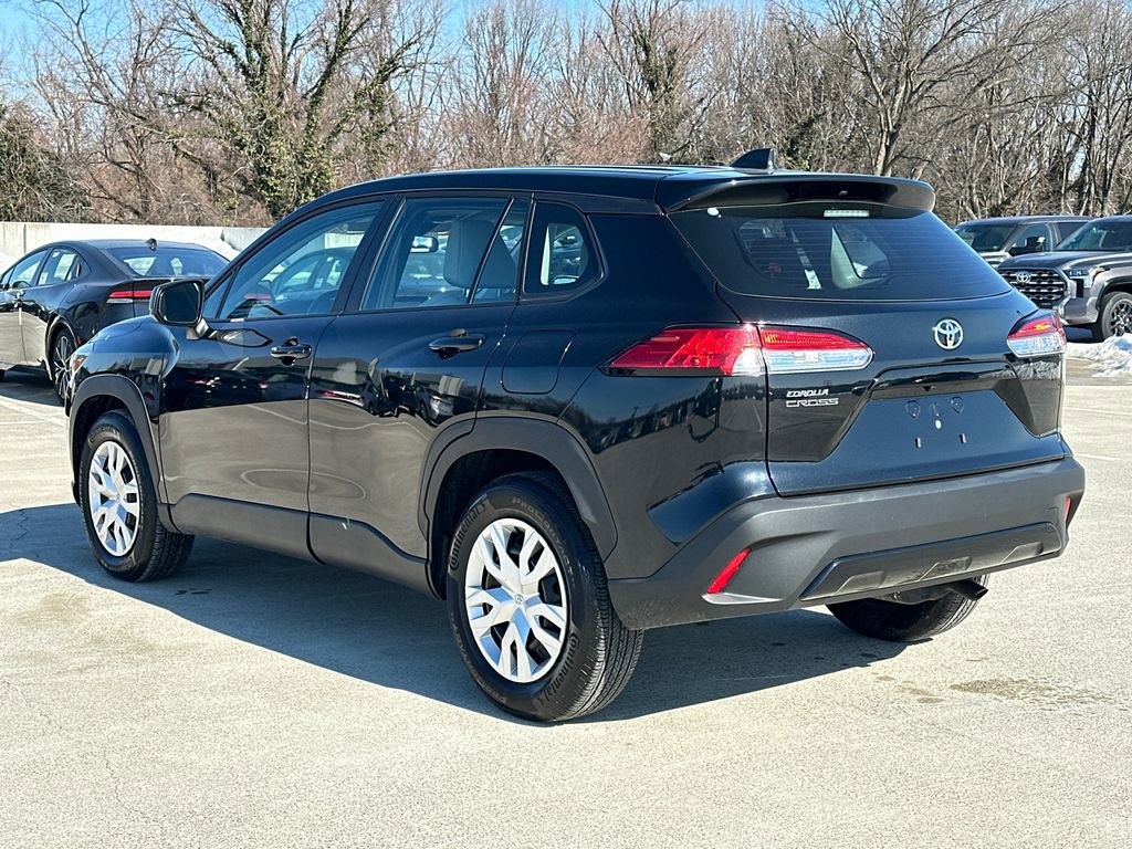 Certified 2025 Toyota Corolla Cross L image 3