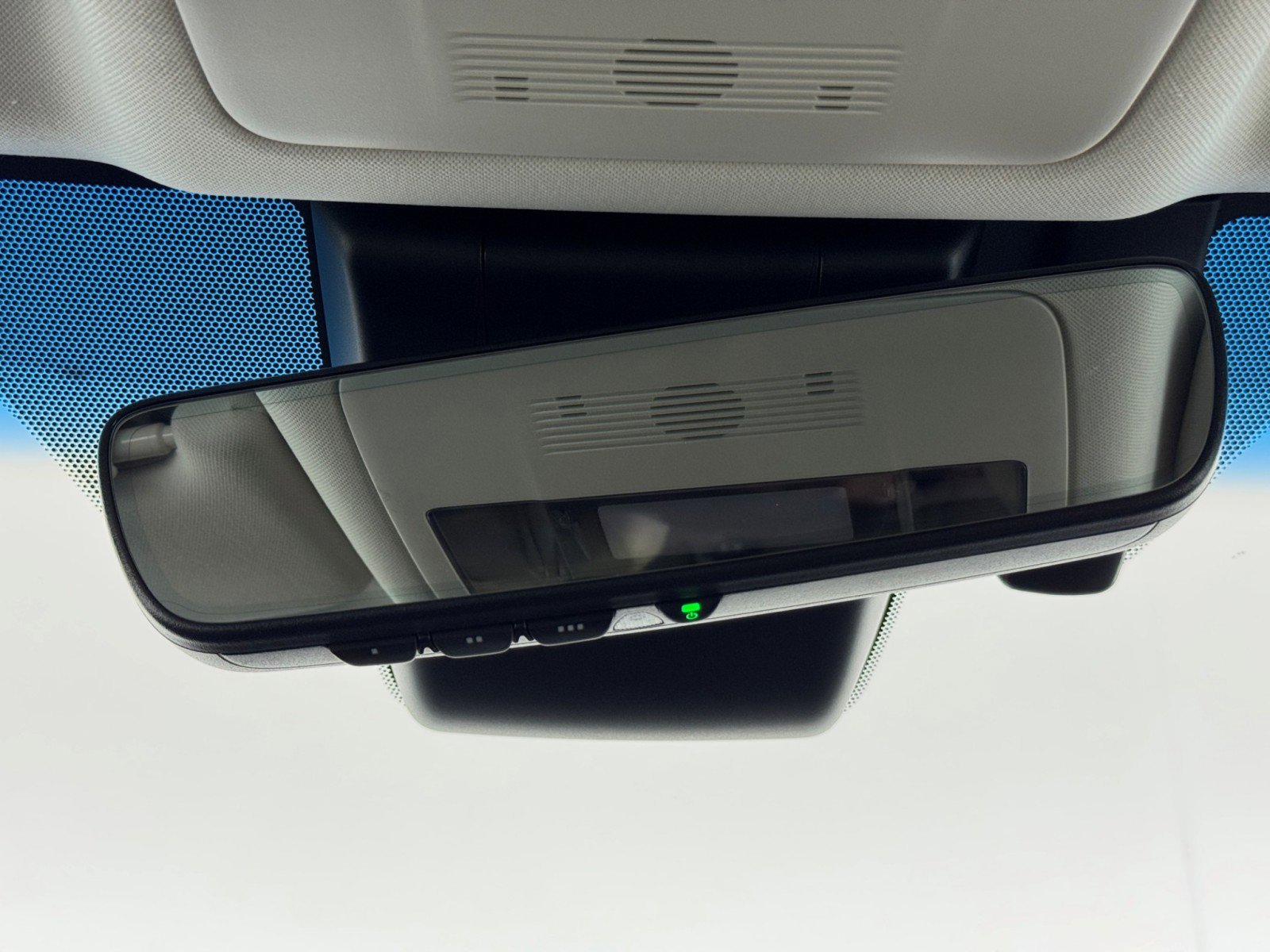 Used 2020 Lexus ES 300h w/ Premium Package image 34