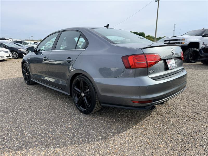 Used 2017 Volkswagen Jetta GLI FWD image 9