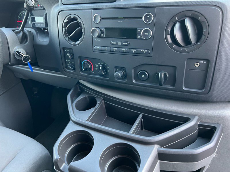 Used 2012 Ford E-350 and Econoline 350 XLT image 13