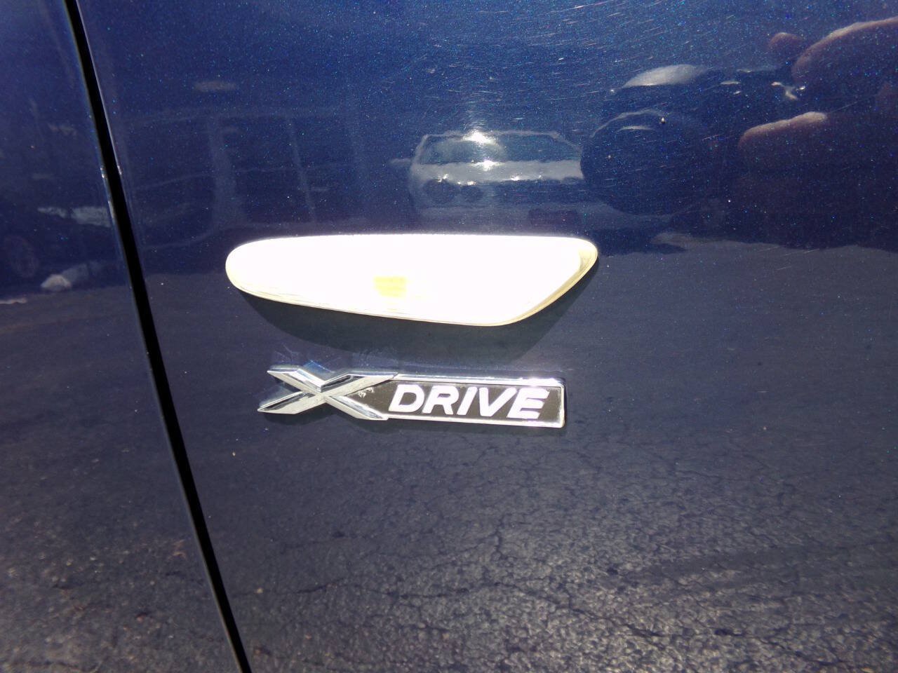 Used 2011 BMW 335i xDrive Sedan AWD/4WD image 5