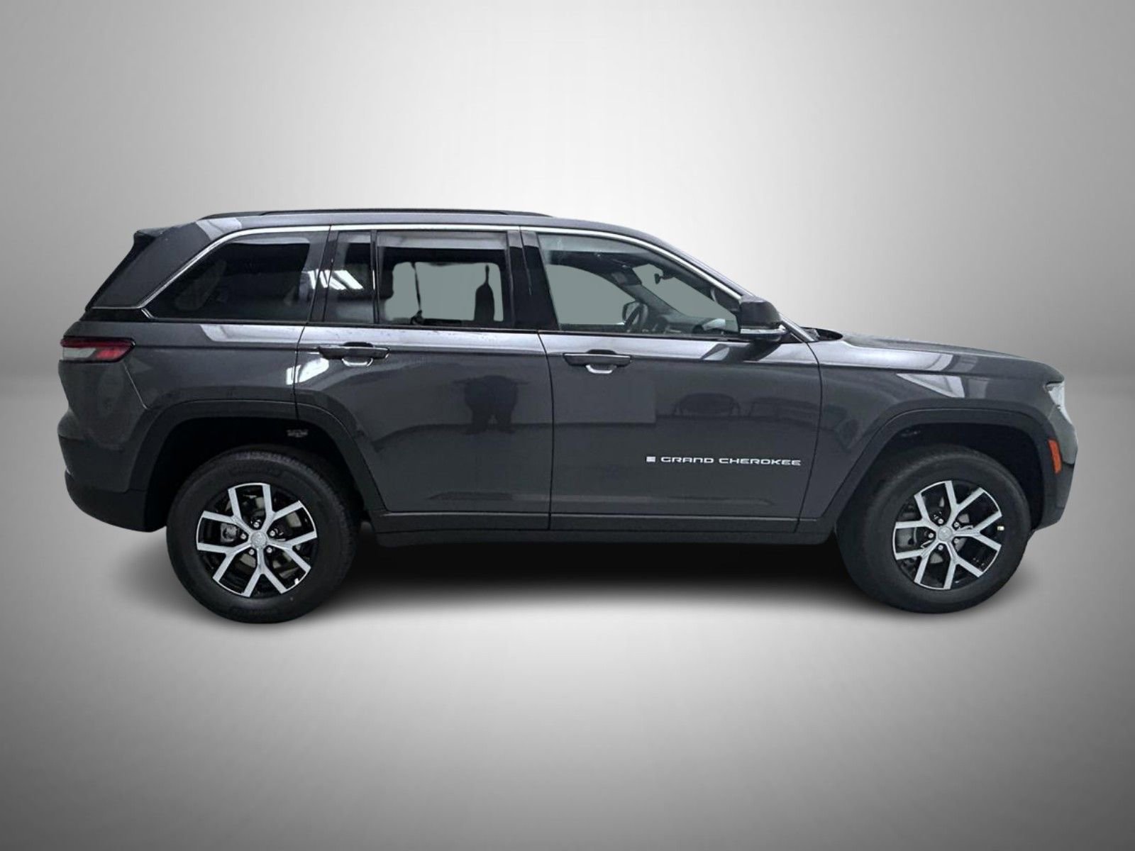 New 2025 Jeep Grand Cherokee Limited image 4