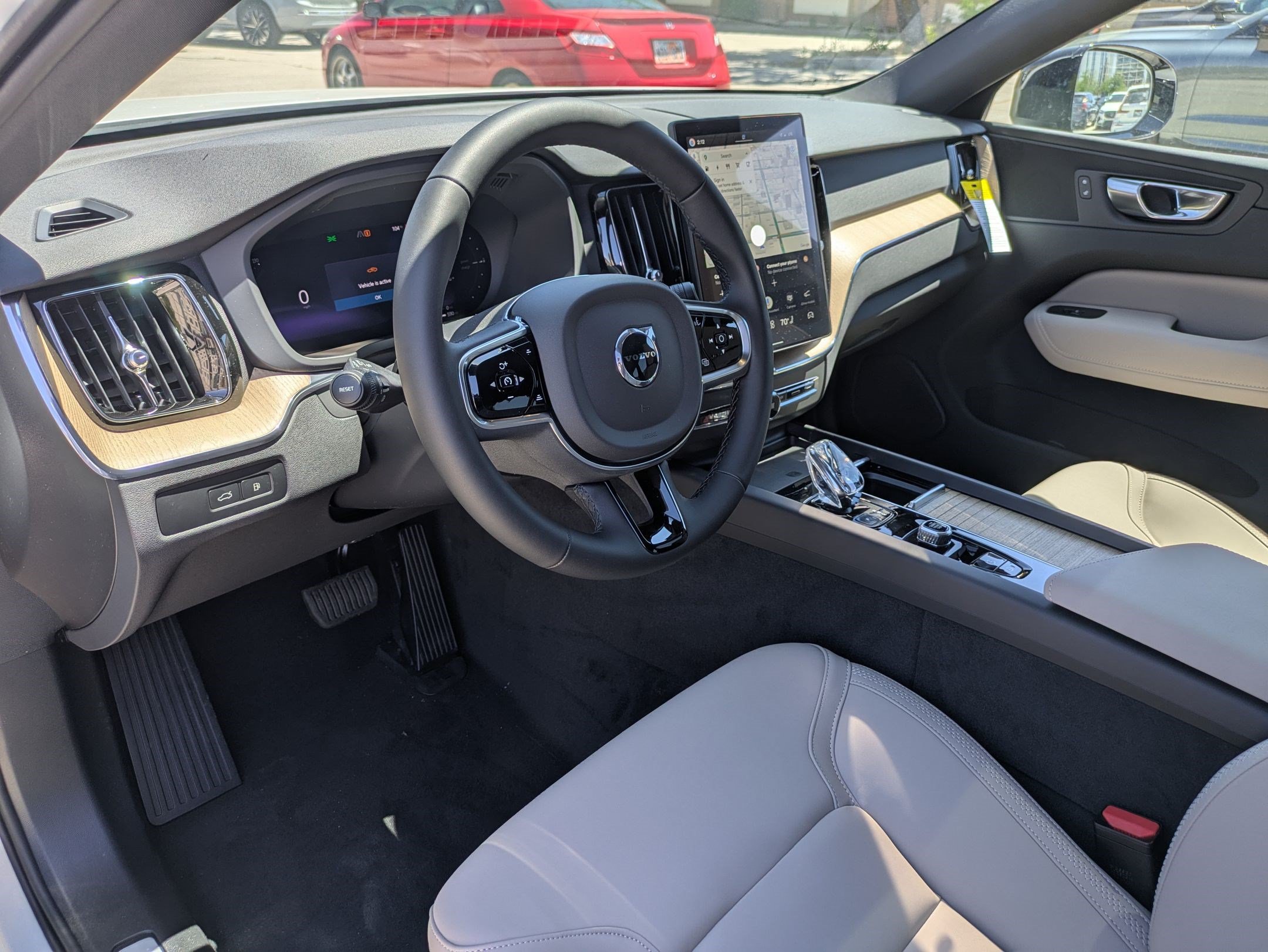 New 2026 Volvo XC60 T8 Core AWD/4WD image 10