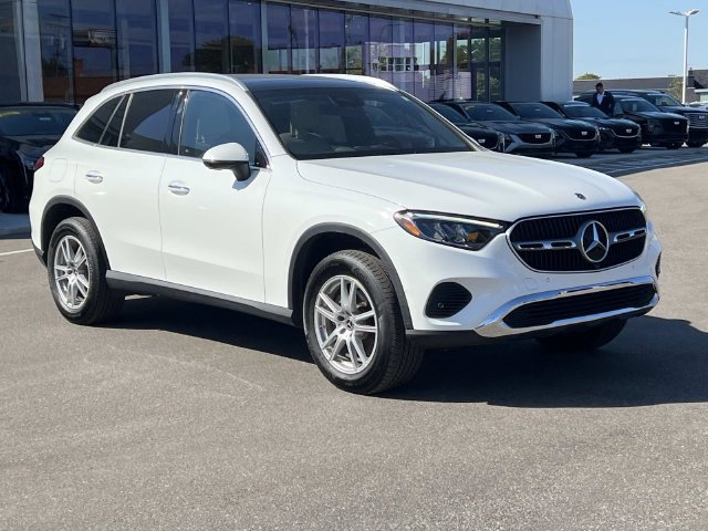 Used 2023 Mercedes-Benz GLC 300 4MATIC image 7