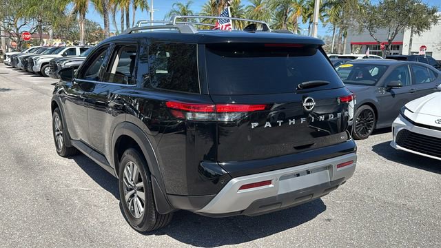 Used 2023 Nissan Pathfinder SL image 5