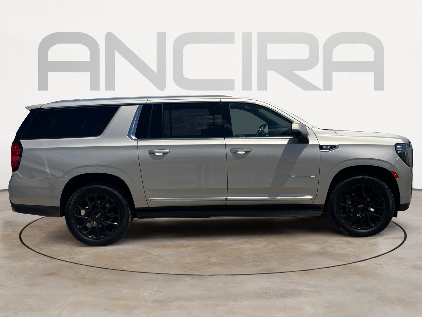 Used 2022 GMC Yukon XL Denali AWD/4WD image 11