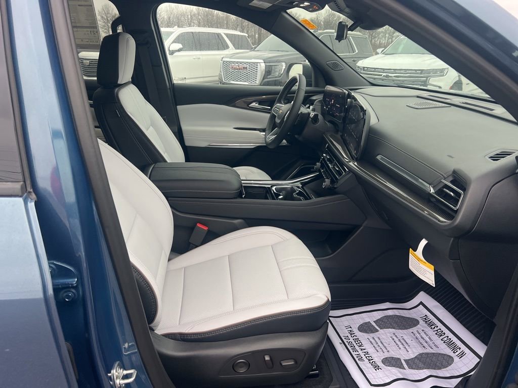 New 2026 Chevrolet Traverse High Country w/ LPO, Floor Liner Package image 31