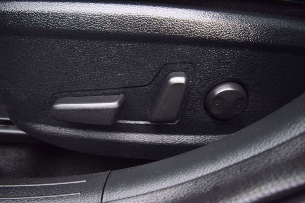 Used 2023 Kia Forte GT-Line w/ GT-Line Premium Package FWD image 29