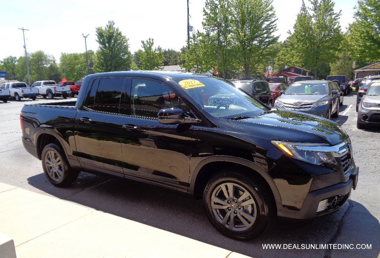 Used 2017 Honda Ridgeline Sport image 2