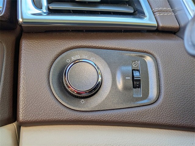 Used 2014 Cadillac SRX Luxury w/ Driver Awareness Package image 26