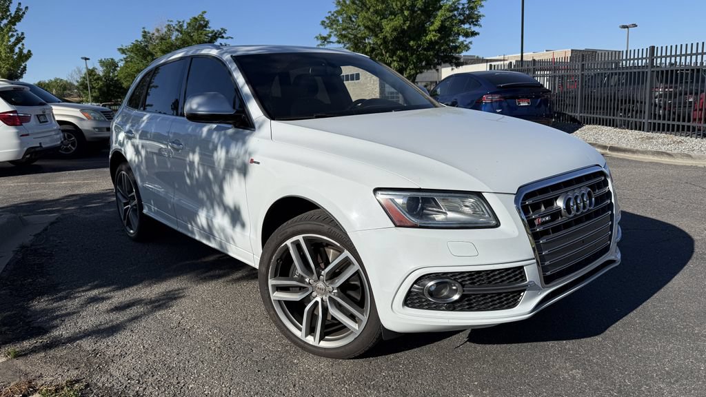 Used 2016 Audi SQ5 Premium Plus w/ Technology Package AWD/4WD image 1