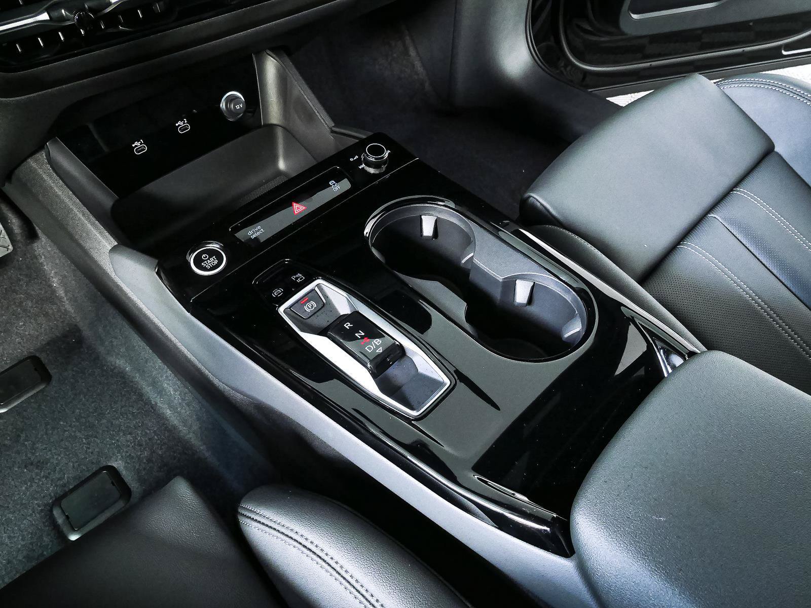 New 2027 Audi Q6 e-tron Premium Plus AWD/4WD image 20