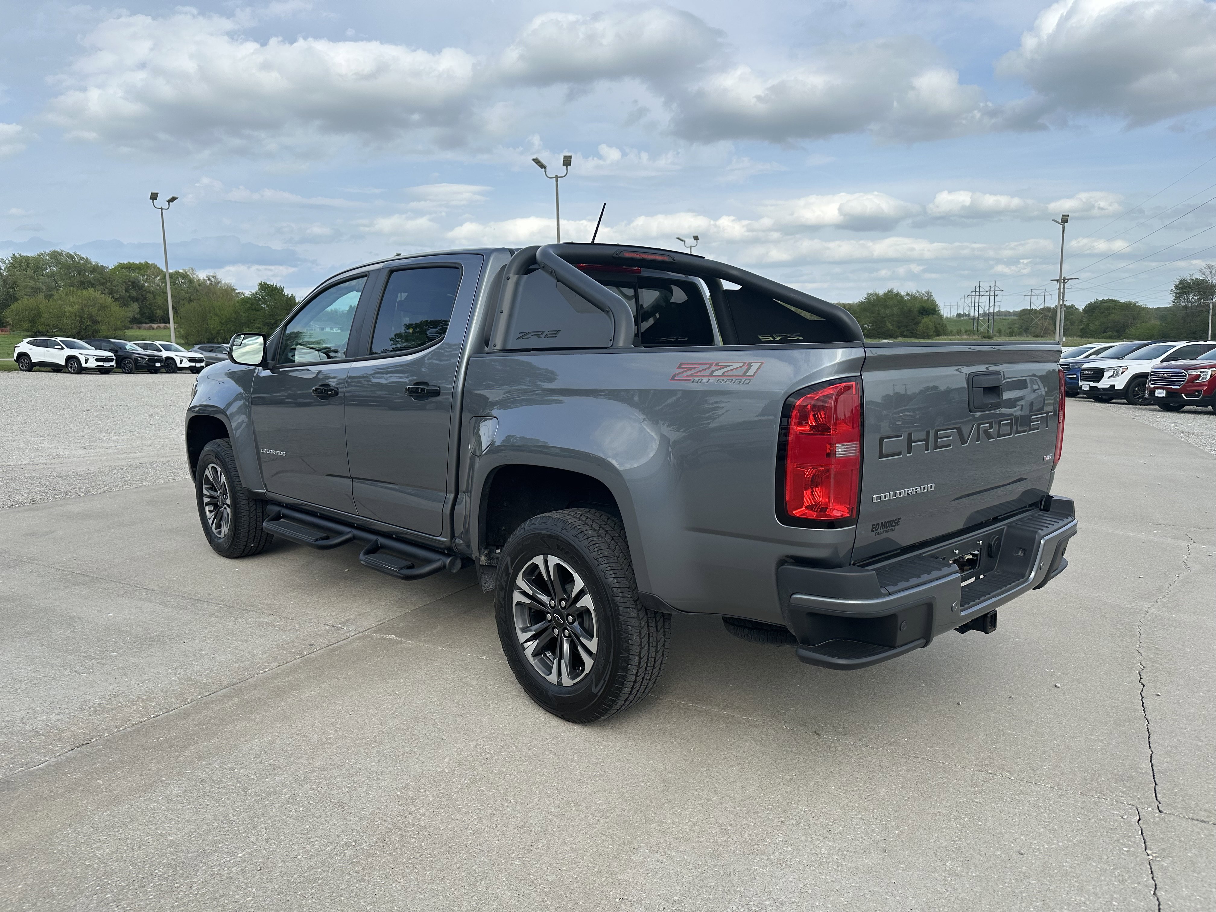 Used 2021 Chevrolet Colorado Z71 w/ Safety Package AWD/4WD image 3