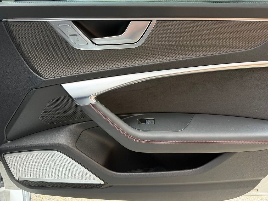 Used 2022 Audi RS 6 image 19