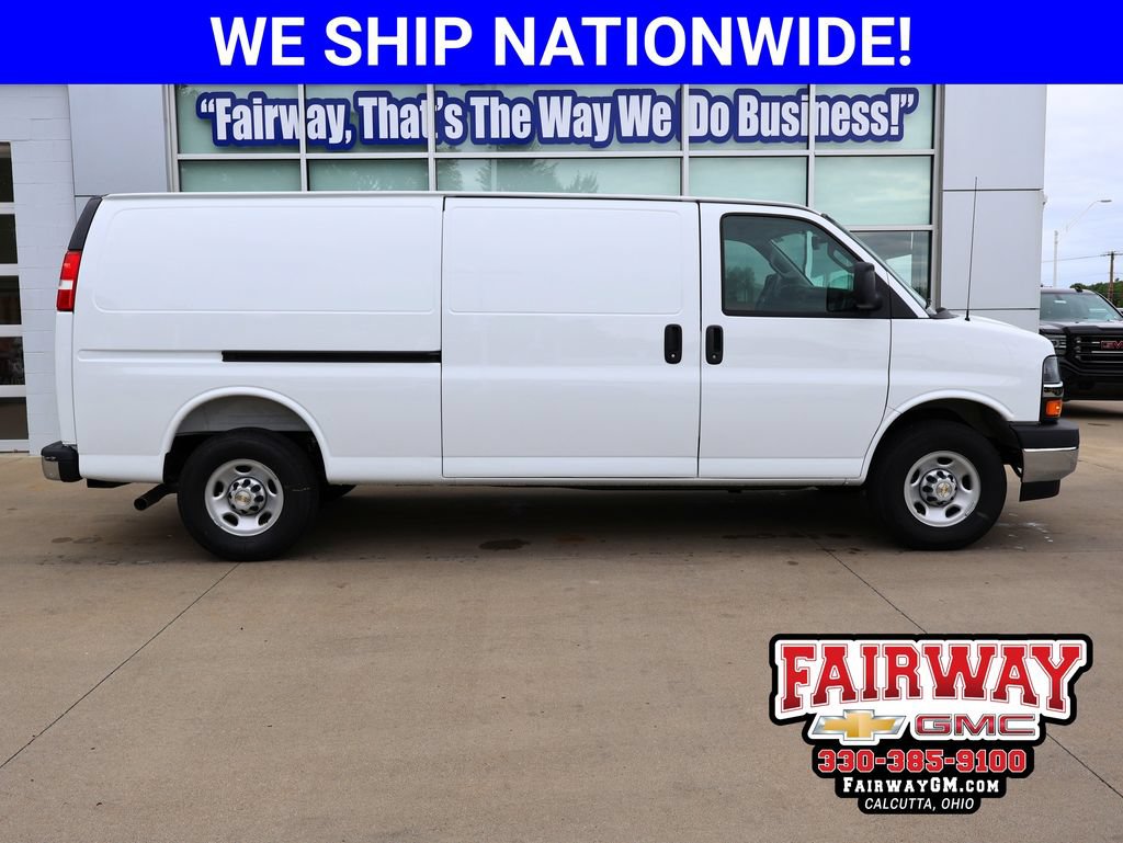 New 2026 Chevrolet Express 3500 Extended w/ Driver Convenience Package