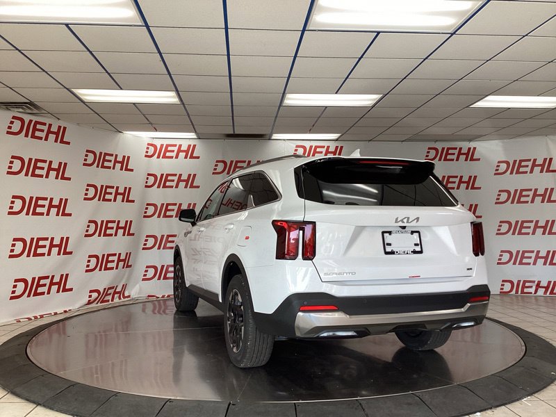 New 2026 Kia Sorento S AWD/4WD image 5