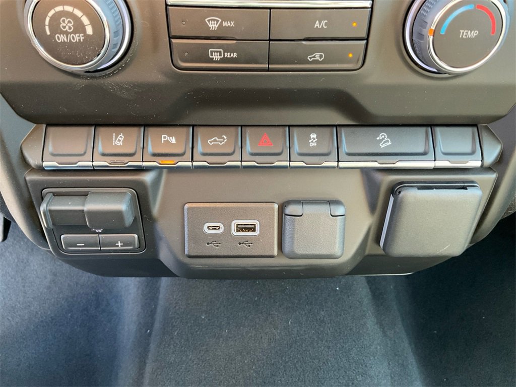 New 2026 Chevrolet Silverado 2500 Custom w/ Custom Value Package image 30