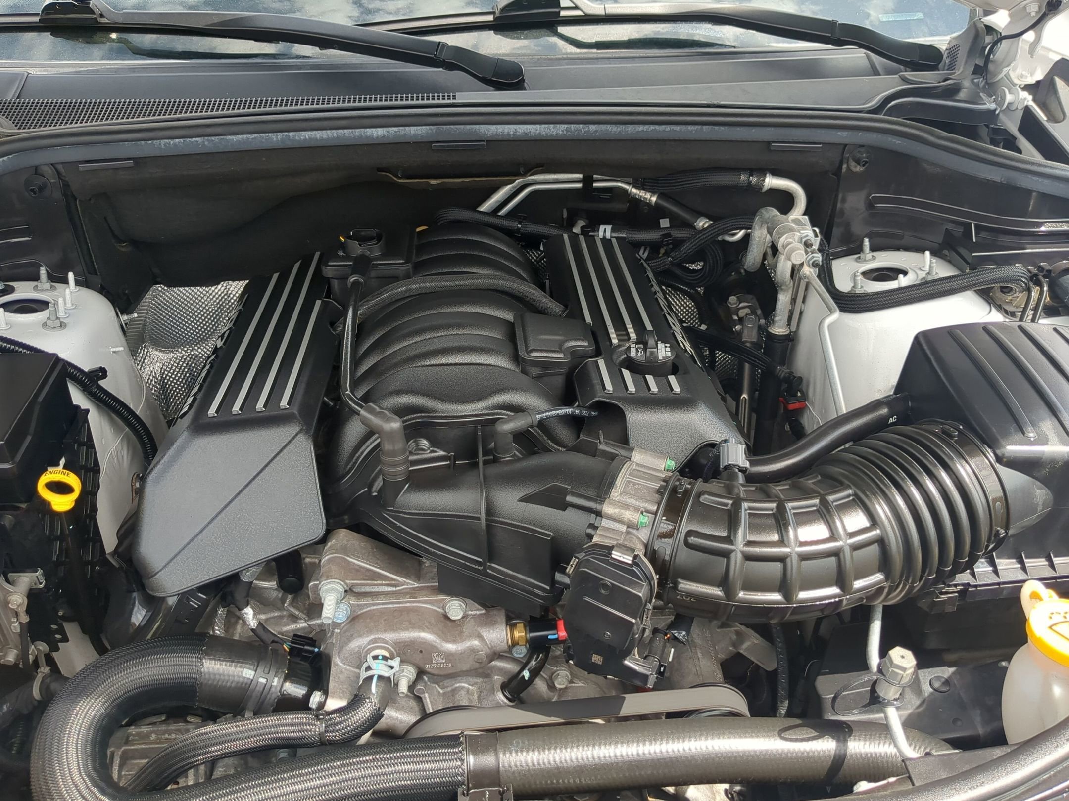 Used 2022 Dodge Durango SRT image 32