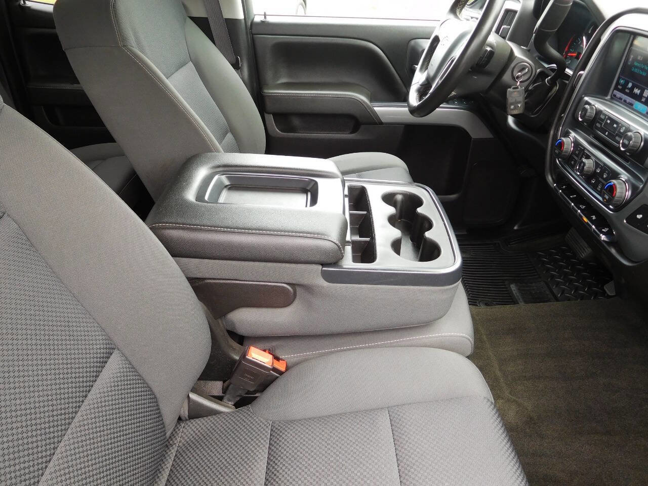 Used 2017 Chevrolet Silverado 1500 LT w/ All Star Edition image 13