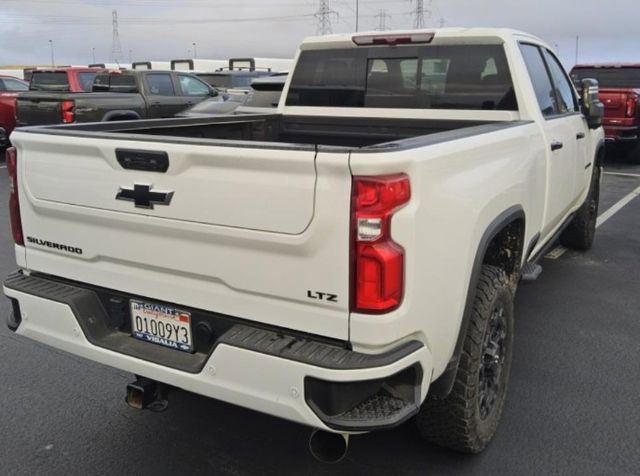 Used 2024 Chevrolet Silverado 2500 LTZ w/ LTZ Plus Package AWD/4WD image 4