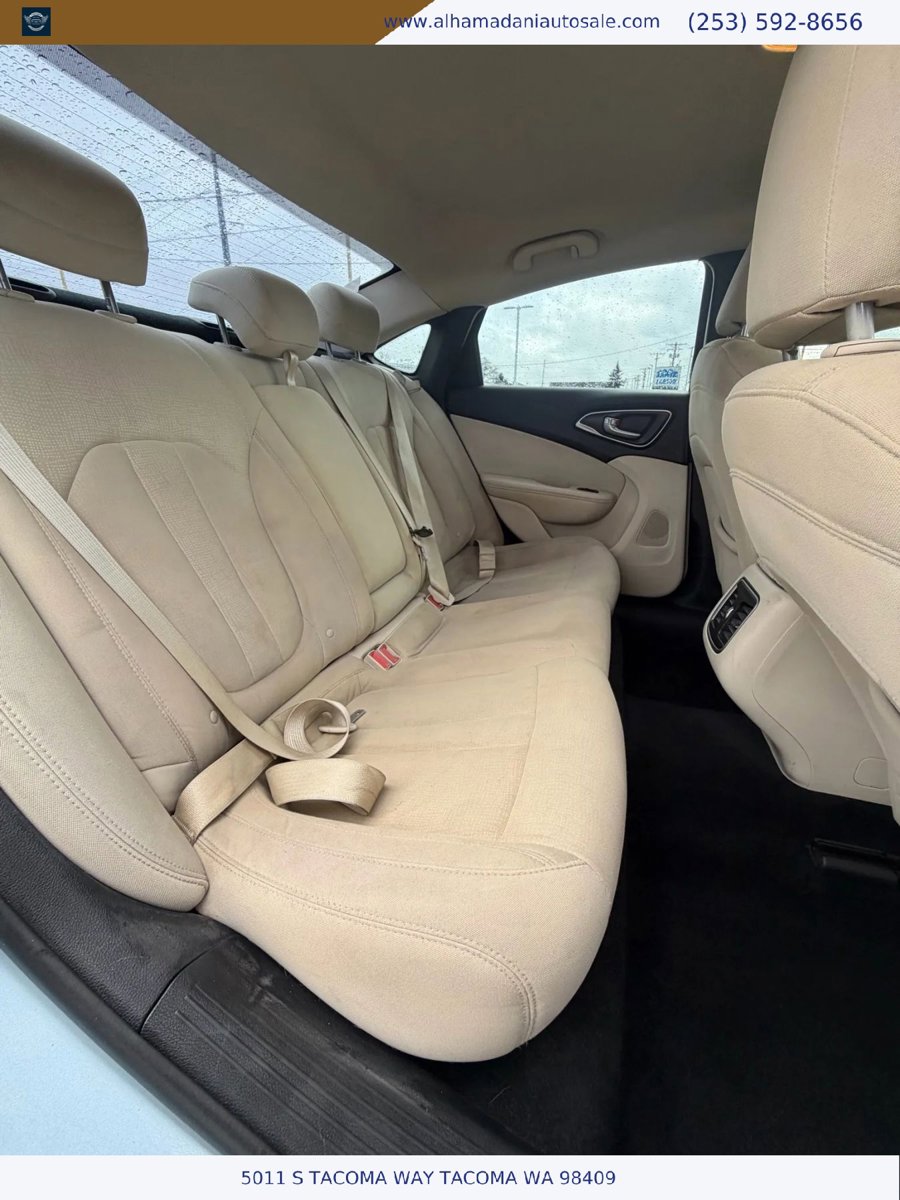 Used 2015 Chrysler 200 Limited w/ Convenience Group image 11