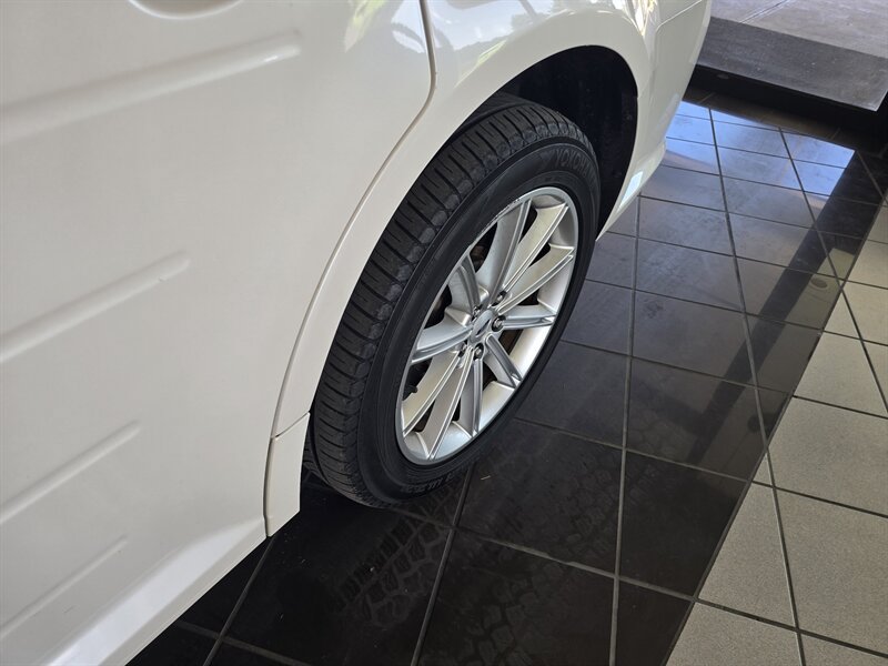 Used 2017 Ford Flex Limited w/ Equipment Group 301A AWD/4WD image 39