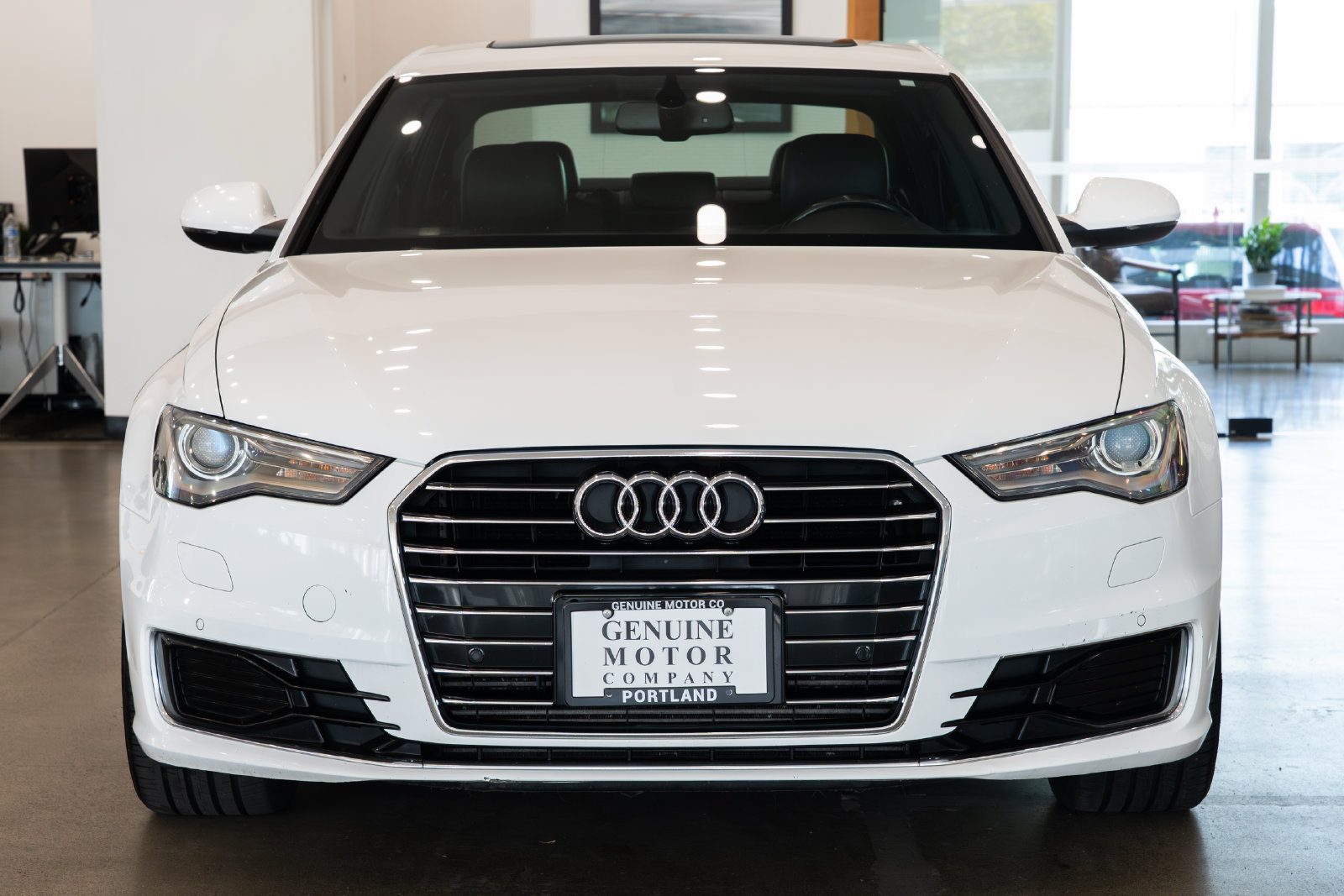Used 2016 Audi A6 2.0T Premium w/ Technology Package FWD image 2