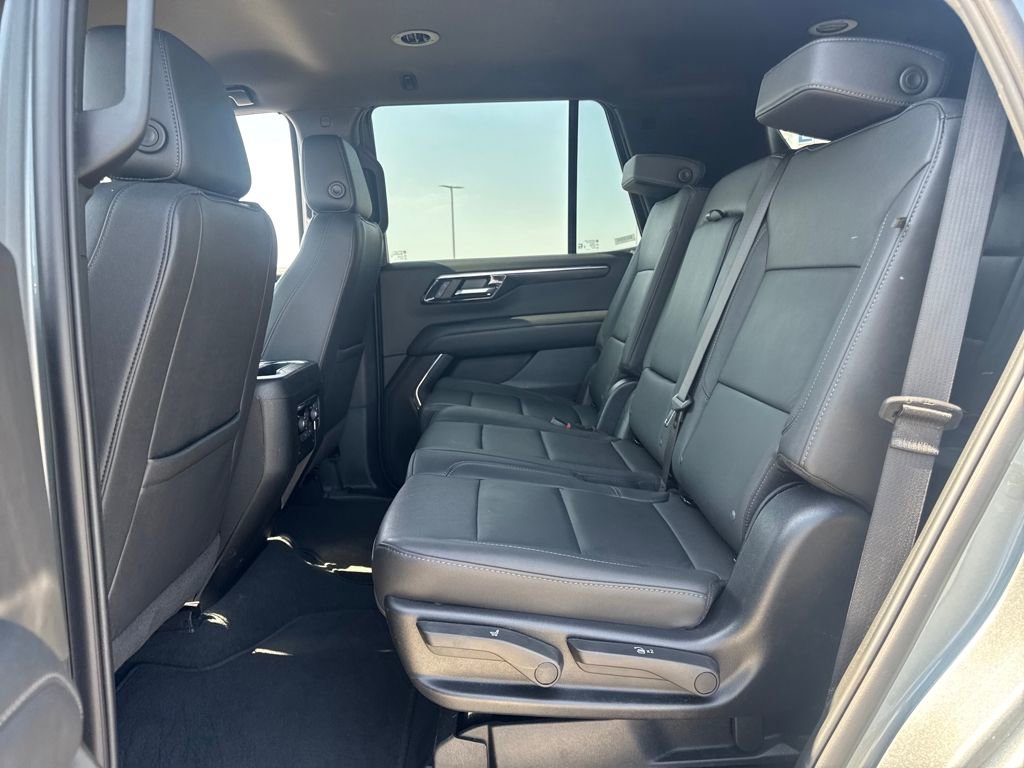 Used 2025 Chevrolet Tahoe Z71 image 15