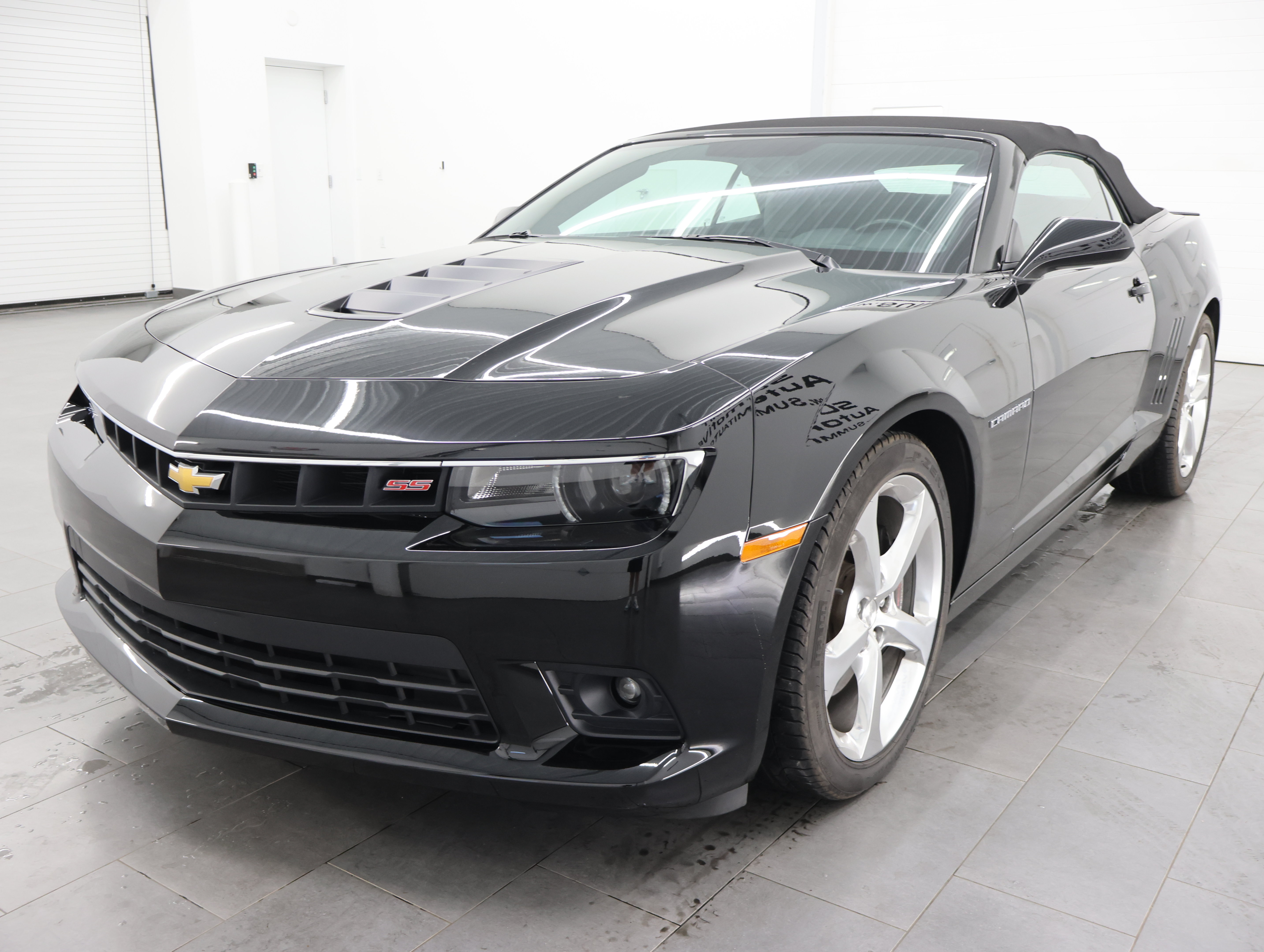 Used 2014 Chevrolet Camaro SS w/ RS Package RWD image 7