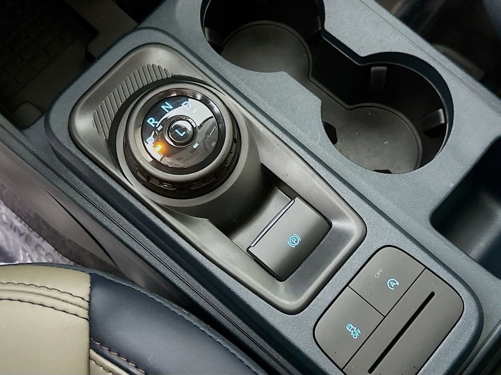 Used 2025 Ford Maverick Lariat AWD/4WD image 33