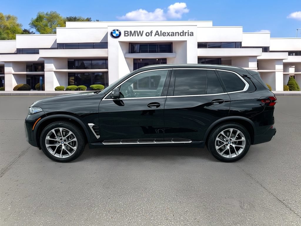 Used 2026 BMW X5 xDrive40i w/ Executive Package AWD/4WD image 4