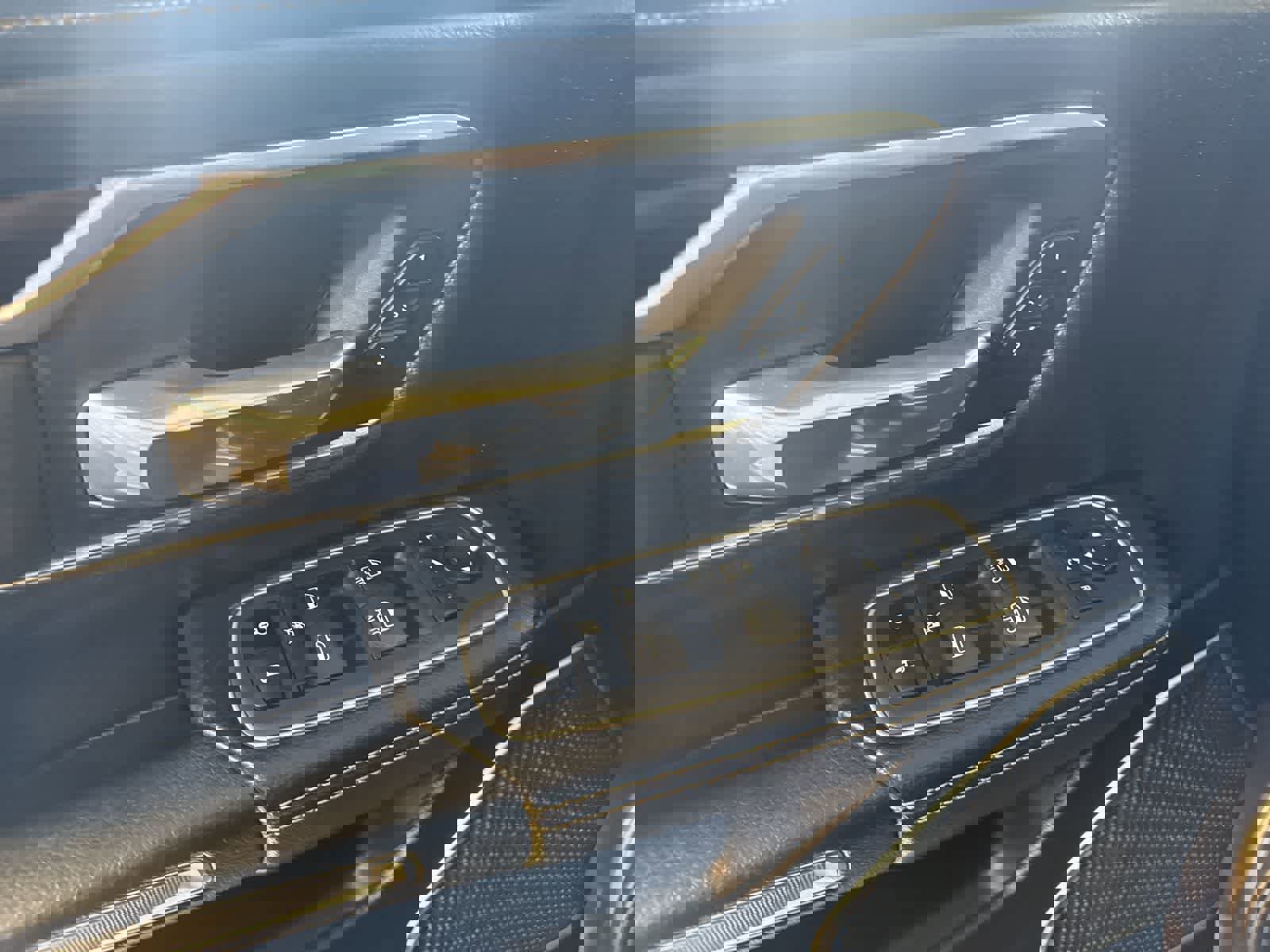 Used 2022 RAM 1500 Laramie image 19