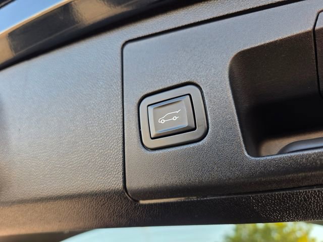 Used 2019 Cadillac XT4 Sport image 14