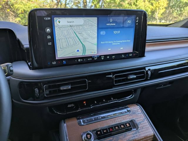 New 2025 Lincoln Aviator Black Label AWD/4WD image 9