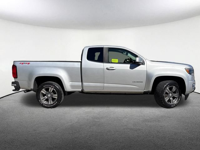 Used 2017 Chevrolet Colorado LT w/ LT Convenience Package AWD/4WD image 18