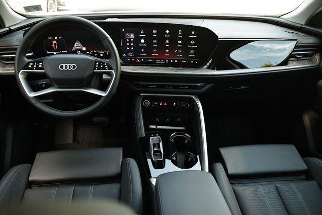 Certified 2025 Audi Q5 Premium Plus w/ Premium Plus image 27